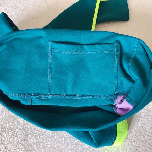 Fabletics PowerHold On-The-Go Paradise Leggings Woman’s Small Compression Pocket - Picture 7 of 14